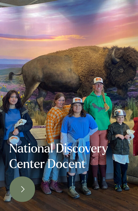 Volunteer | National Discovery Center Docent